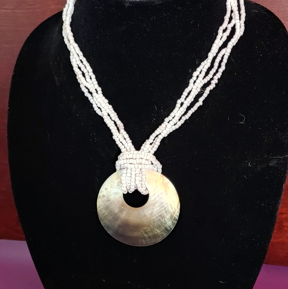 Shell Necklace - Picture 2 of 4